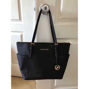 Michael Kors black jet set tote